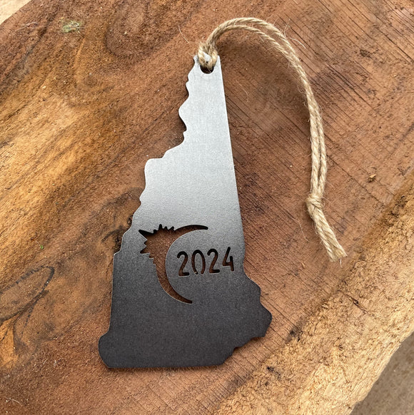 New Hampshire Eclipse Totality 2024 Commemorative Metal Ornament Made from Raw Steel Anniversary Gift Rustic Cabin Christmas